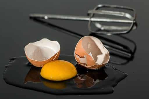 Aminosyrer er å finne i gode proteinkilder og proteinrike matvarer