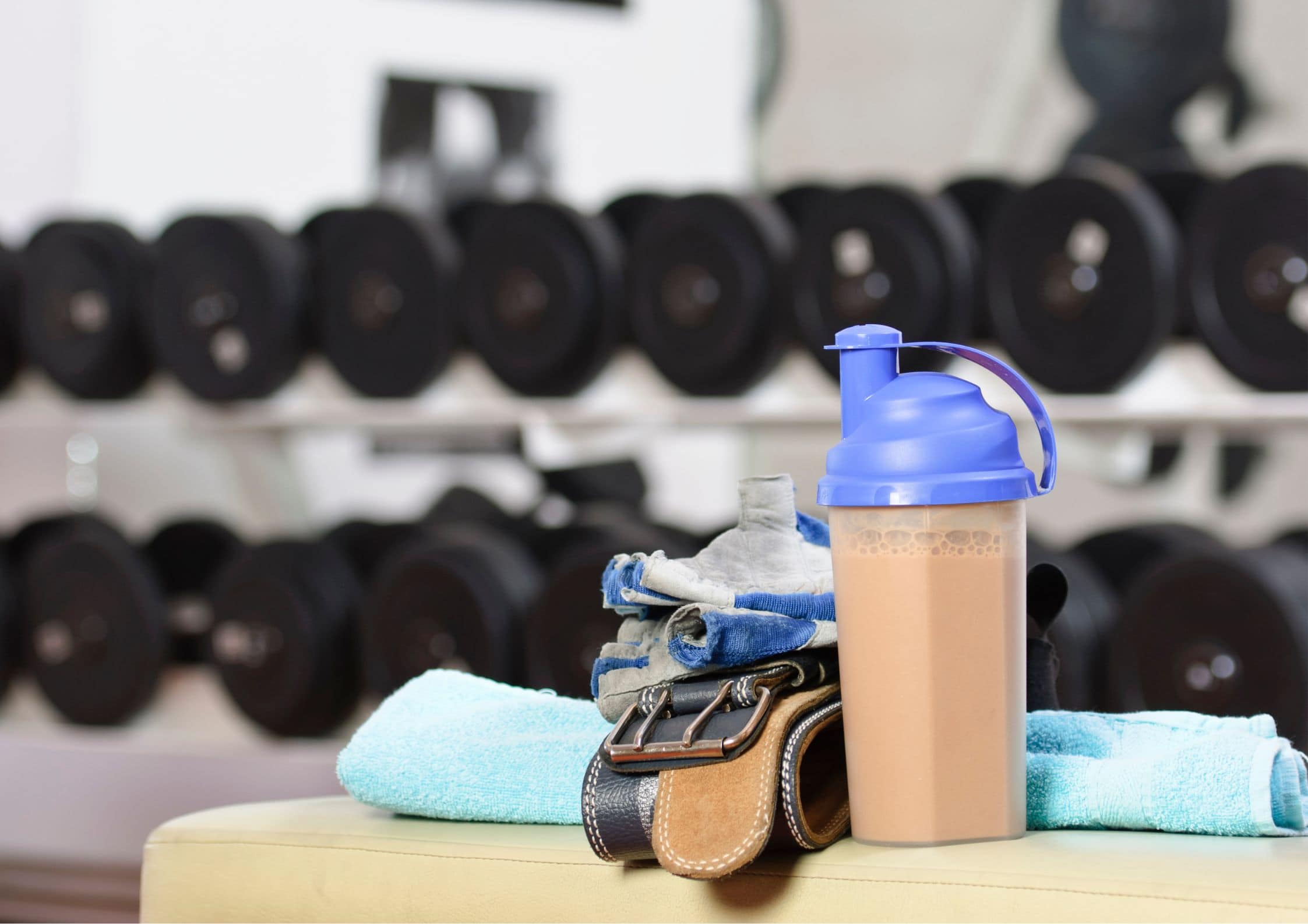 Proteinshake før eller etter trening