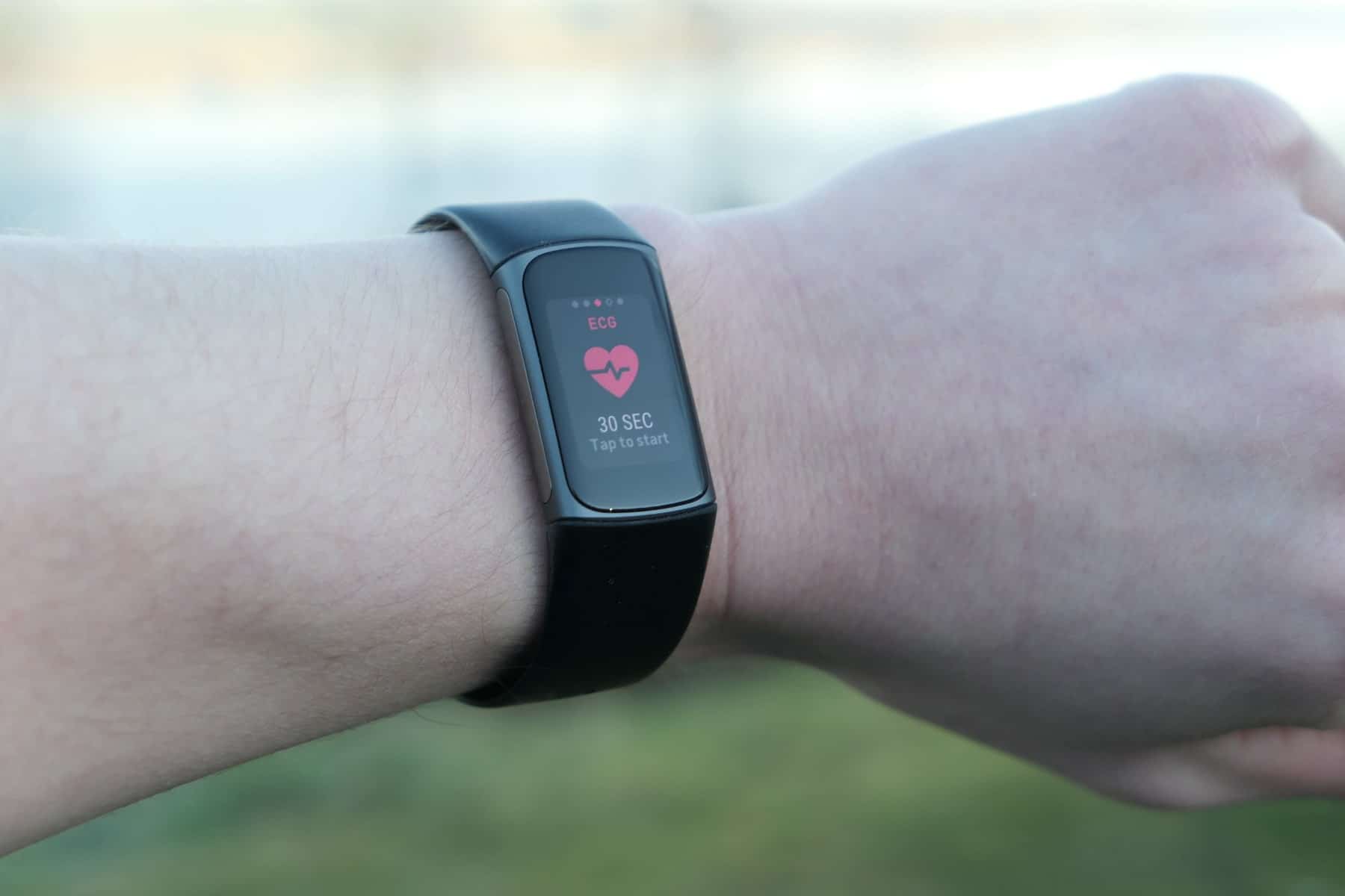 Fitbit Charge 5 ECG Måling