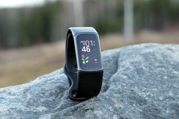 Fitbit Charge 5